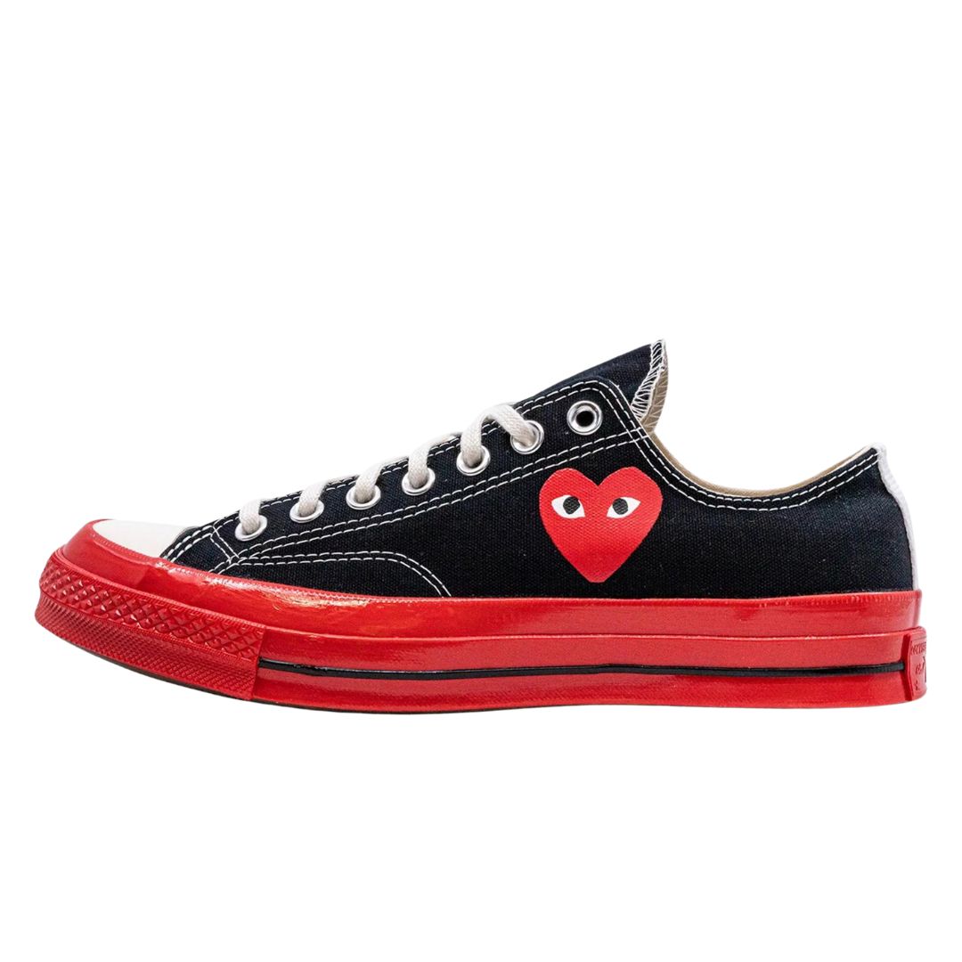 COMME DES GARÇONS PLAY CONVERSE CHUCK TAYLOR LOW BLACK RED SOLE