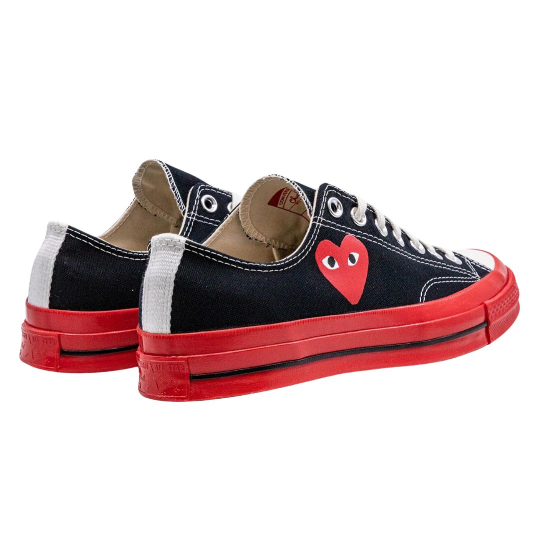 COMME DES GARÇONS PLAY CONVERSE CHUCK TAYLOR LOW BLACK RED SOLE