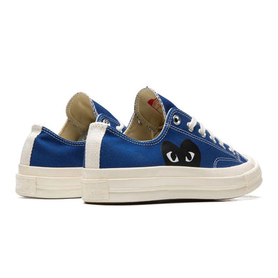 COMME DES GARÇONS PLAY CONVERSE CHUCK TAYLOR LOW SINGLE HEART BLUE