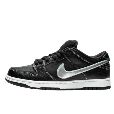 NIKE SB DUNK LOW DIAMOND SUPPLY CO BLACK DIAMOND