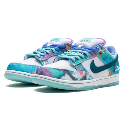 NIKE DUNK LOW SB FUTURA BLEACHED AQUA