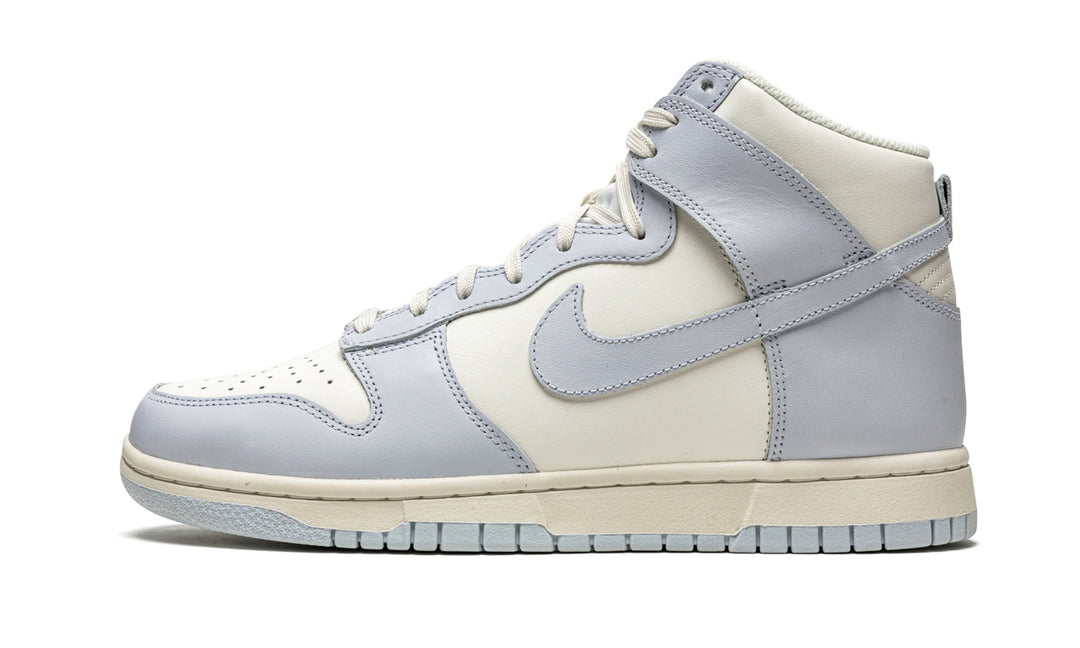 NIKE DUNK HIGH SAIL FOOTBALL GREY WMNS ONE OF A KIND