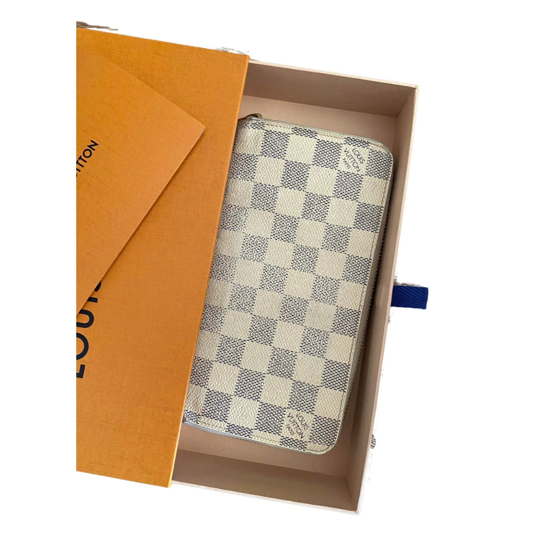 LOUIS VUITTON DAMIER ZIP WALLET